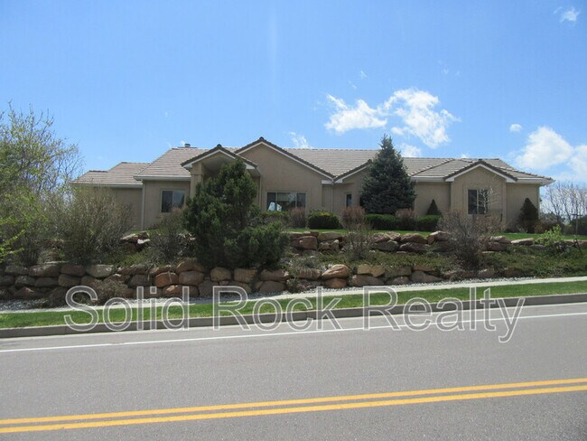Foto del edificio - 3255 W Woodmen Rd