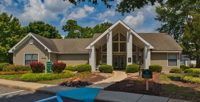 Building Photo - Hunter's Mill Apartments