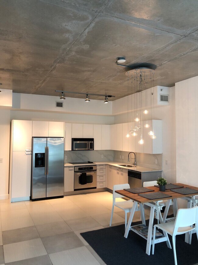 Kitchen - 2275 Biscayne Blvd