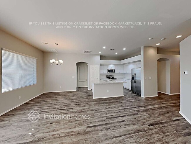 Foto del edificio - 3287 W Goldmine Mountain Cove