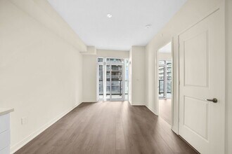 Building Photo - 38 Annie Craig Dr