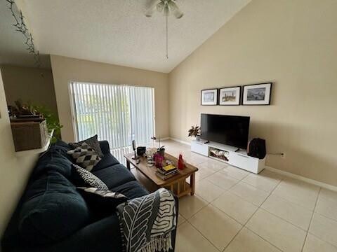 Foto del edificio - 2620 S University Dr