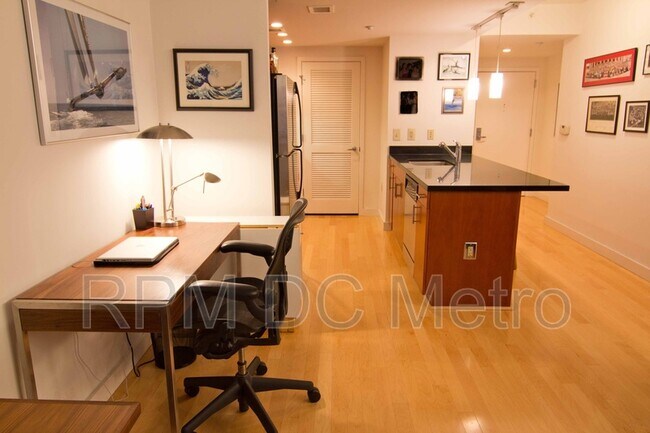 Foto del edificio - 912 F St NW