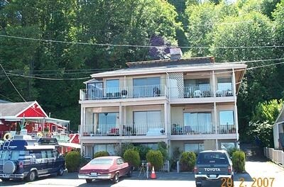 Primary Photo - 1356 Alki Ave SW