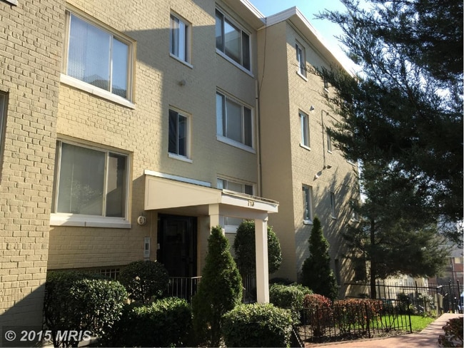 Photo - 713 Brandywine St SE Apartment