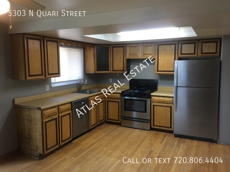 Spacious 4 bed 2 bath in Montbello! House Rental in Denver, CO