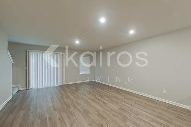 Building Photo - 354 Ironwood Ct