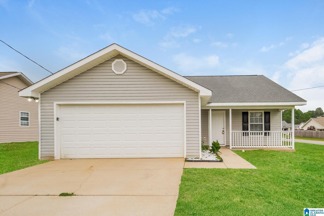 Foto principal - 15976 Stone Ridge Pkwy