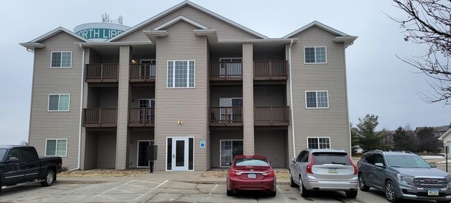 Building Photo - 460 Kansas Ave