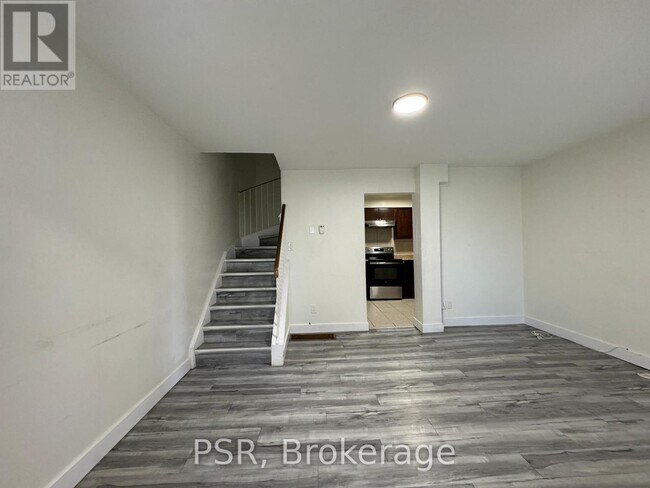 Photo du bâtiment - 2 Blackthorn Ave