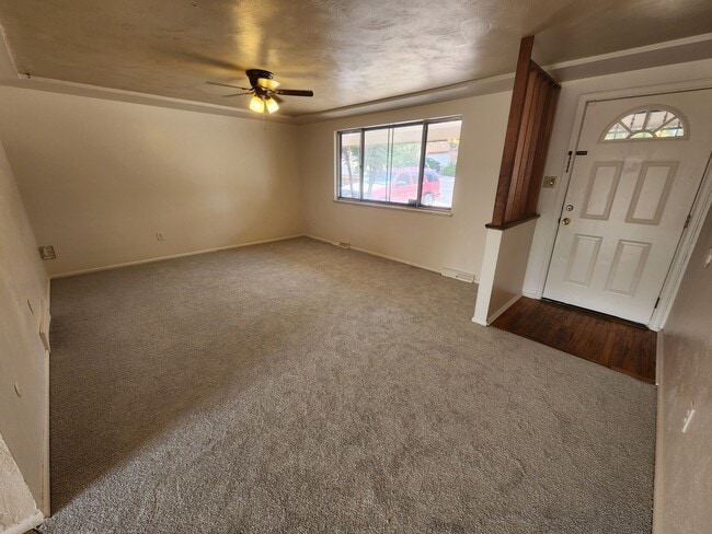 Foto del edificio - 677 Bridger Dr