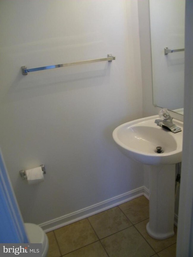 Building Photo - 3907 Apple Orchard Dr