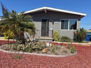 Building Photo - 1045 Corte Maria Ave