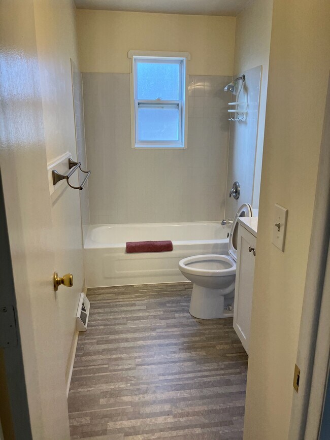 786 Charlotte Dr, Brunswick, OH 44212 Townhome Rentals in Brunswick