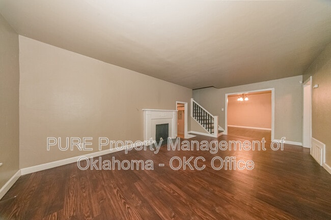 Building Photo - 1309 NE 38th St