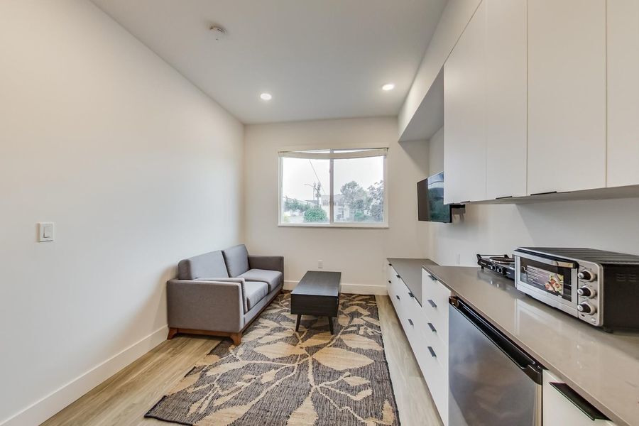 Primary Photo - Artthaus Mandela: New Luxury Apartments! 2...