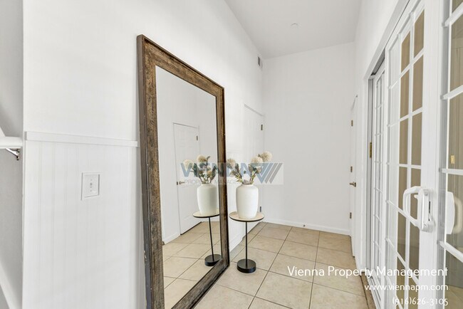 Foto del edificio - 403 Harriet Ln