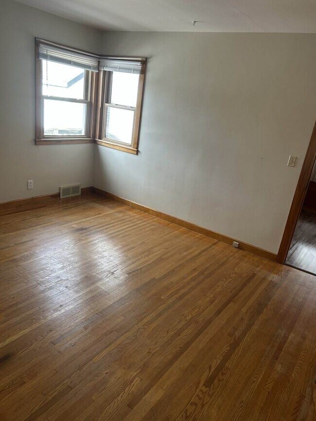 Foto del edificio - 2134 Graydon Ave