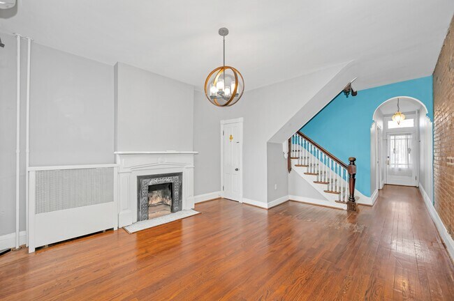 Building Photo - 12 E South St