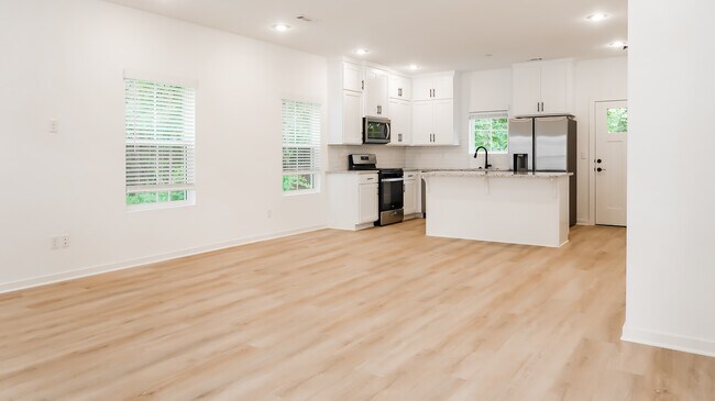 Photo - 1887 S Garland Ave (Fayetteville, AR) Apartment