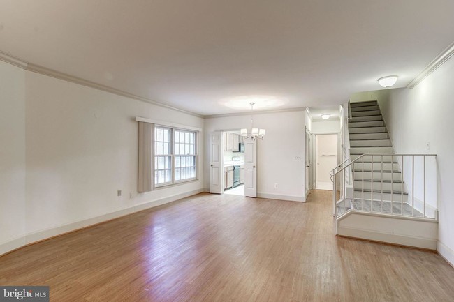 Foto del edificio - 4341 Massachusetts Ave NW