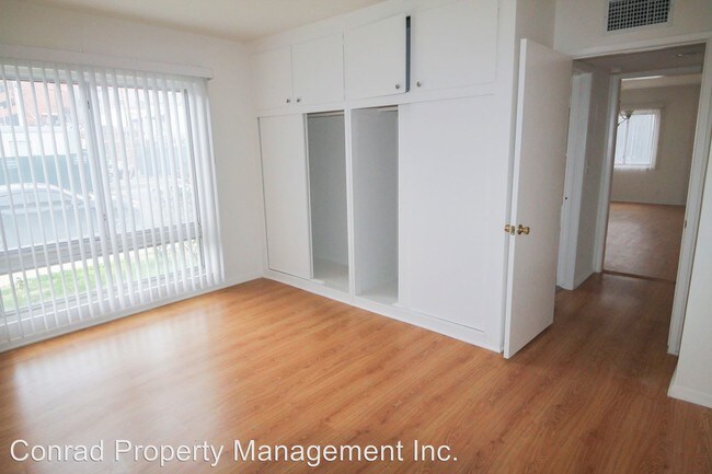 Foto del edificio - 1416 Reeves St
