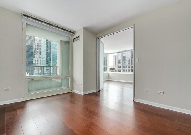 Foto del edificio - 345 N La Salle Dr