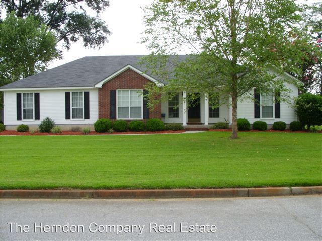 Primary Photo - 4407 Cranston Cir