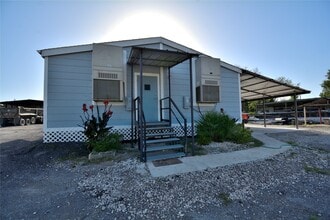 Building Photo - 9224 Canniff St