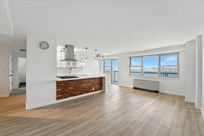 Building Photo - 6600 JFK Blvd E