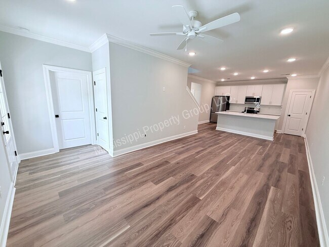 Foto del edificio - 3528 Fenwick Wy