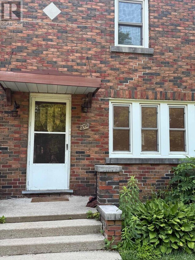 Primary Photo - 270 Vansittart Ave