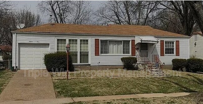 Photo - 1153 Kilgore Dr House