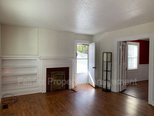 Foto del edificio - 315 Georgia Ave