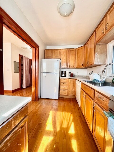 Building Photo - 99 Litchfield St