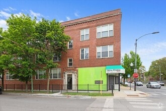 Building Photo - 3604 W 15th St
