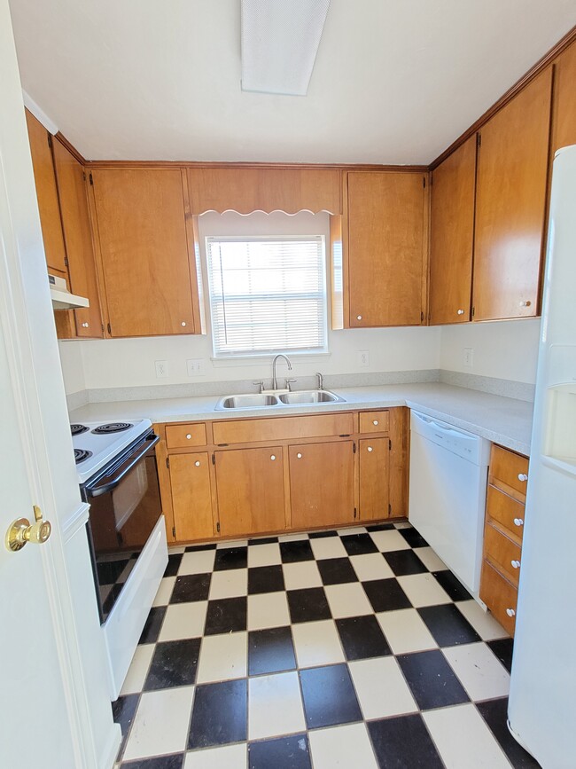 Building Photo - 178 Dawn Lauren Ln