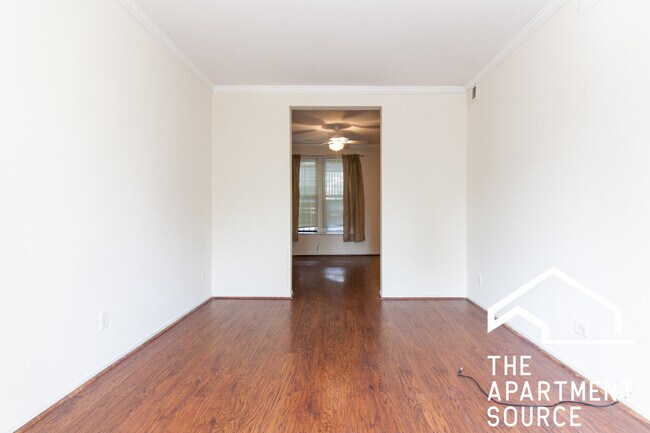 Foto del edificio - 3036 N Seminary Ave