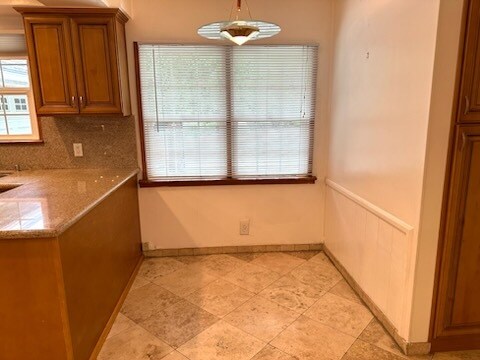 Foto del edificio - 3751 Stone Canyon Ave