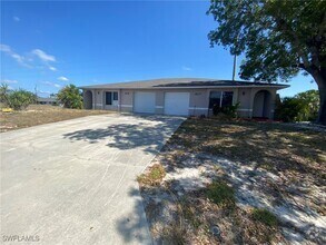 Building Photo - 919 Cape Coral Pkwy W