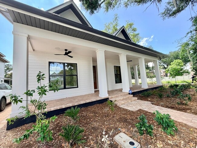 Photo - Brand New Custom 5/3.5 Home Steps from Downtown Winter Garden!