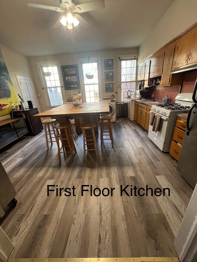 floor 1 kitchen - 51 Bushwick Ave