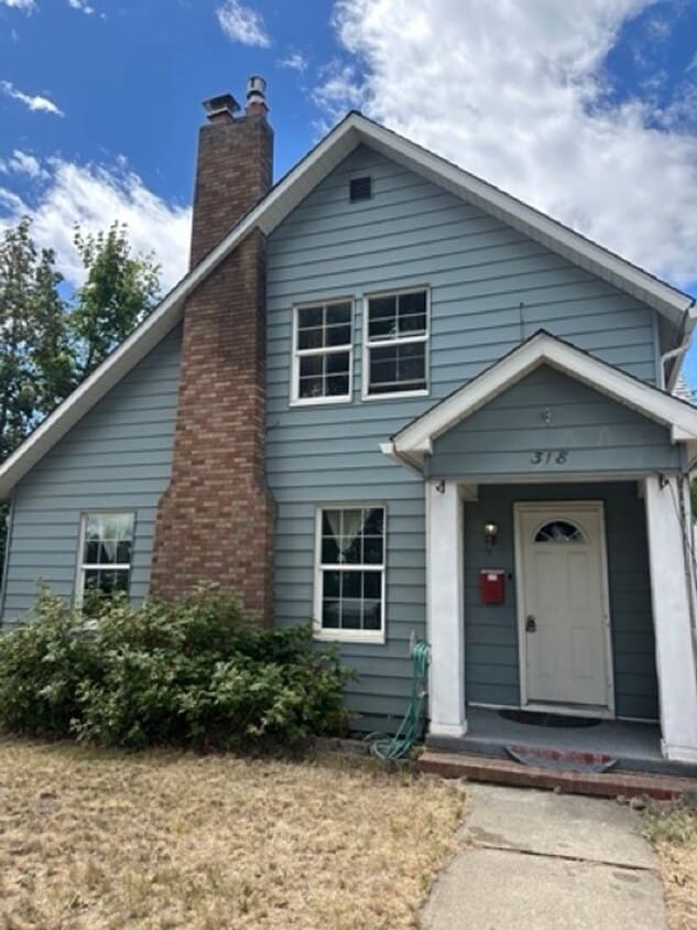 Primary Photo - 5 Bed Home Close to EWU