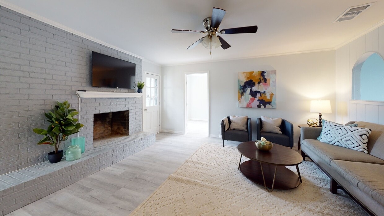 Photo - Bright & airy Arlington gem near parks & t... House