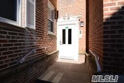 Foto del edificio - 291 Cedarhurst Ave