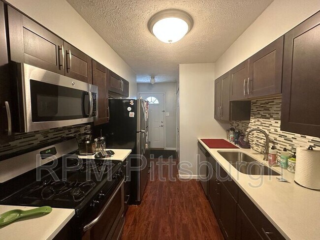 Foto del edificio - 11 Enon Way