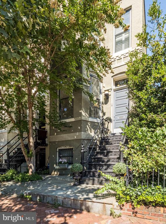 Foto principal - 1407 33rd St NW