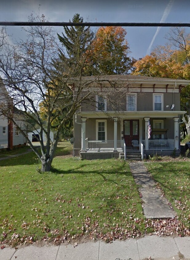 Primary Photo - 927 N Eaton St