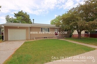 Building Photo - 60 Mar Vista Dr