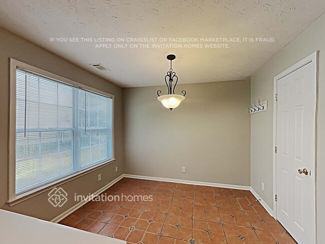 Building Photo - 193 Gloster Rd NW
